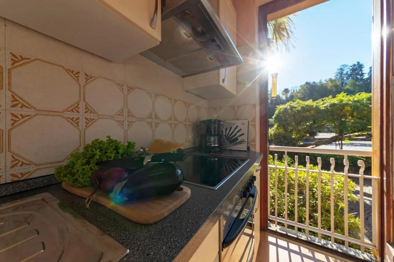 Parco Hermitage Apartment Porto Valtravaglia