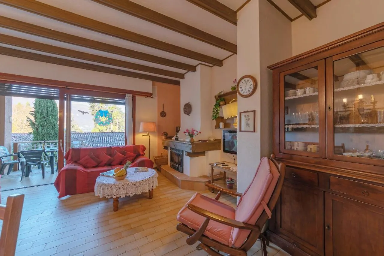 Parco Hermitage Apartment Porto Valtravaglia