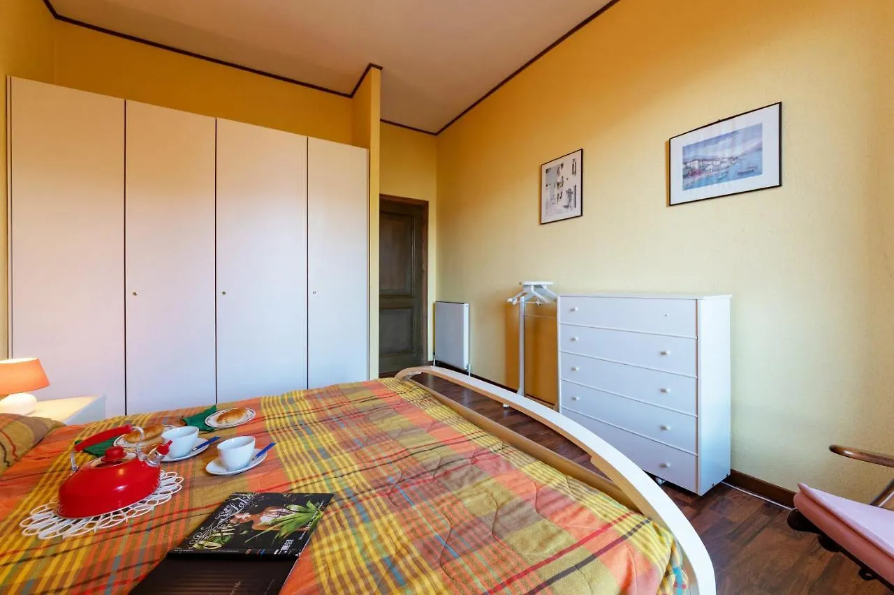 Parco Hermitage Apartment Porto Valtravaglia Italy