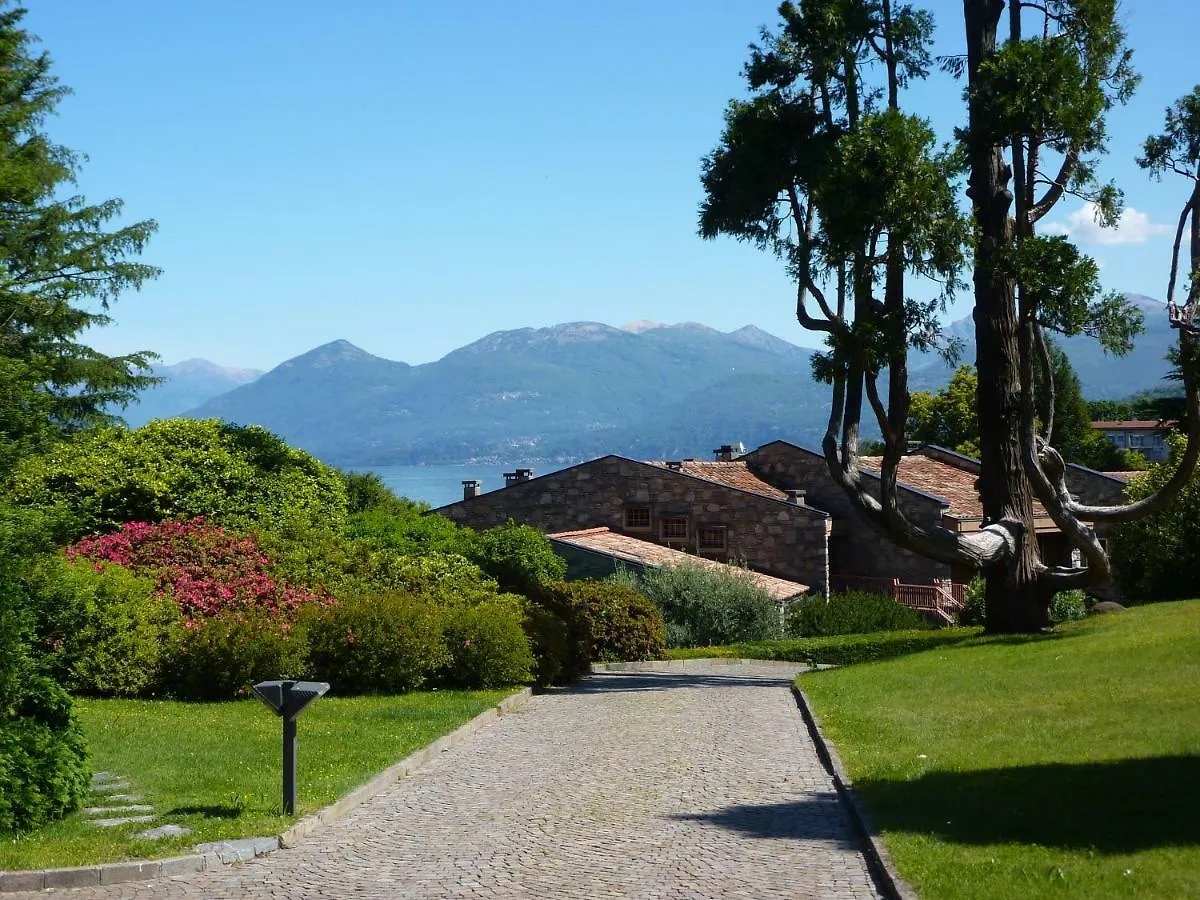 Parco Hermitage Apartment Porto Valtravaglia Italy