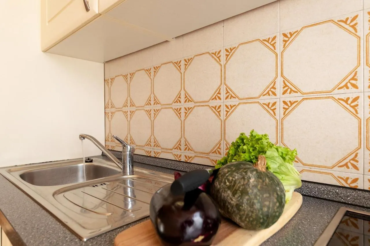 Parco Hermitage Apartment Porto Valtravaglia